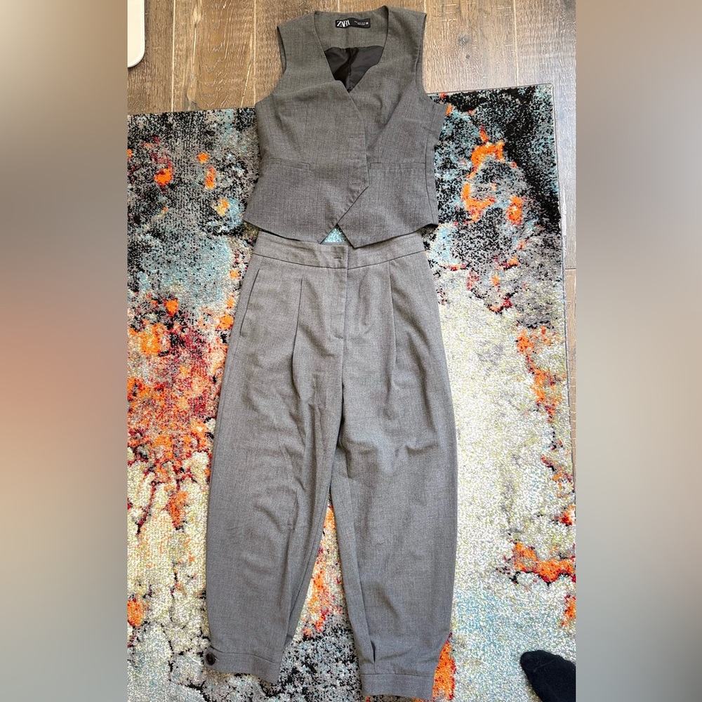 Zara set. Size S.